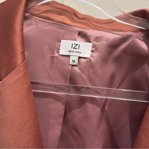 IZI New York Maeve Mauve Satin Blazer Size M - Picture 7 of 10